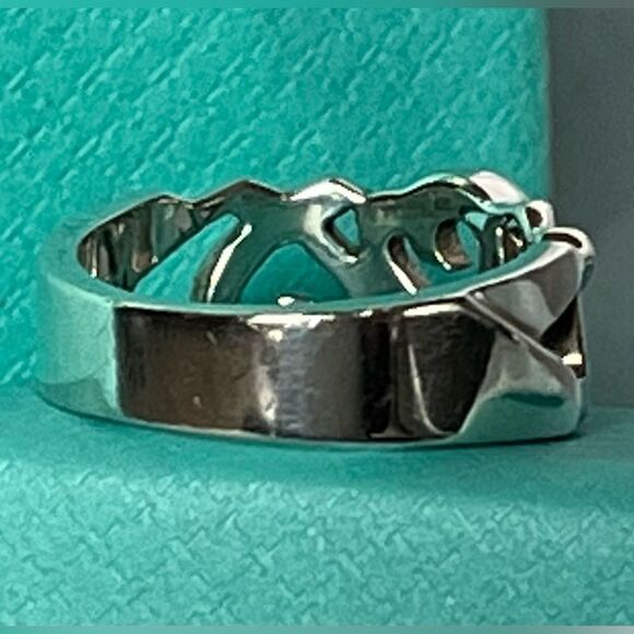 Tiffany & Co Paloma Picasso Triple Loving Heart Ring - Silver - Sz 5.5 - RETIRED - Picture 16 of 16